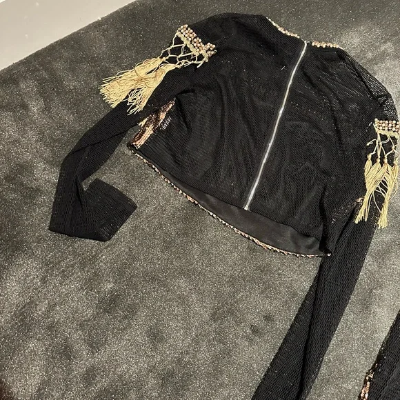 Fashion Nova STUNNING fringe, top and skirt - Picture 8 of 9